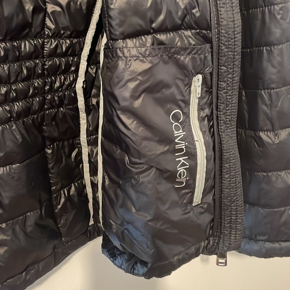 Calvin Klein Packable Premium Down Blend Women’s Jacket Black Size Large - Picture 5 of 6